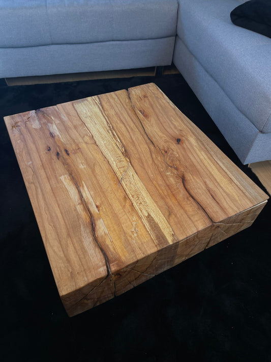 Couchtisch aus Buche - Massivholz - rustikal