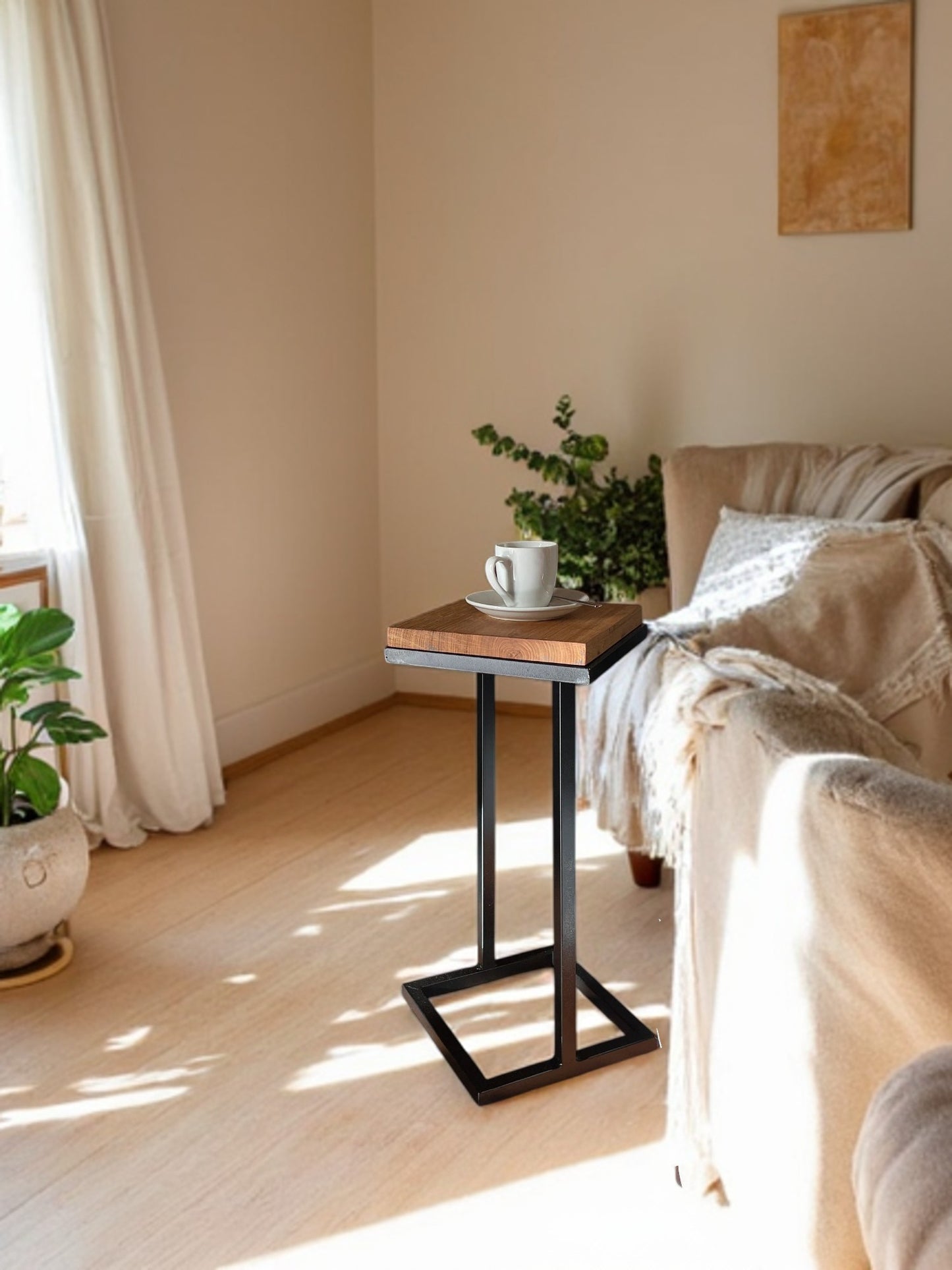 Beistelltisch mit massiver Eichenplatte – handgefertigt, geölt & stabil | Modernes Design, nachhaltiges Massivholz